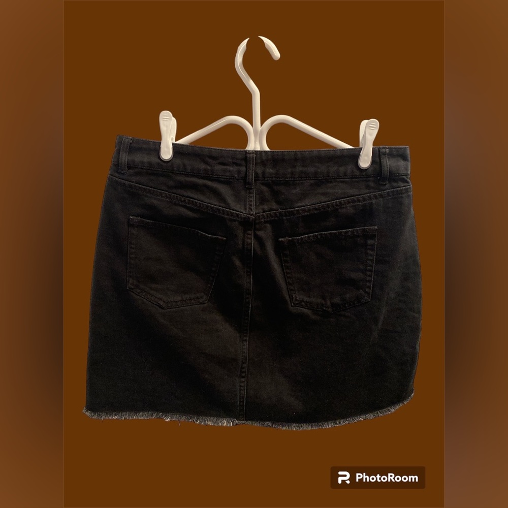 Twikdenim - Picture 3 of 3